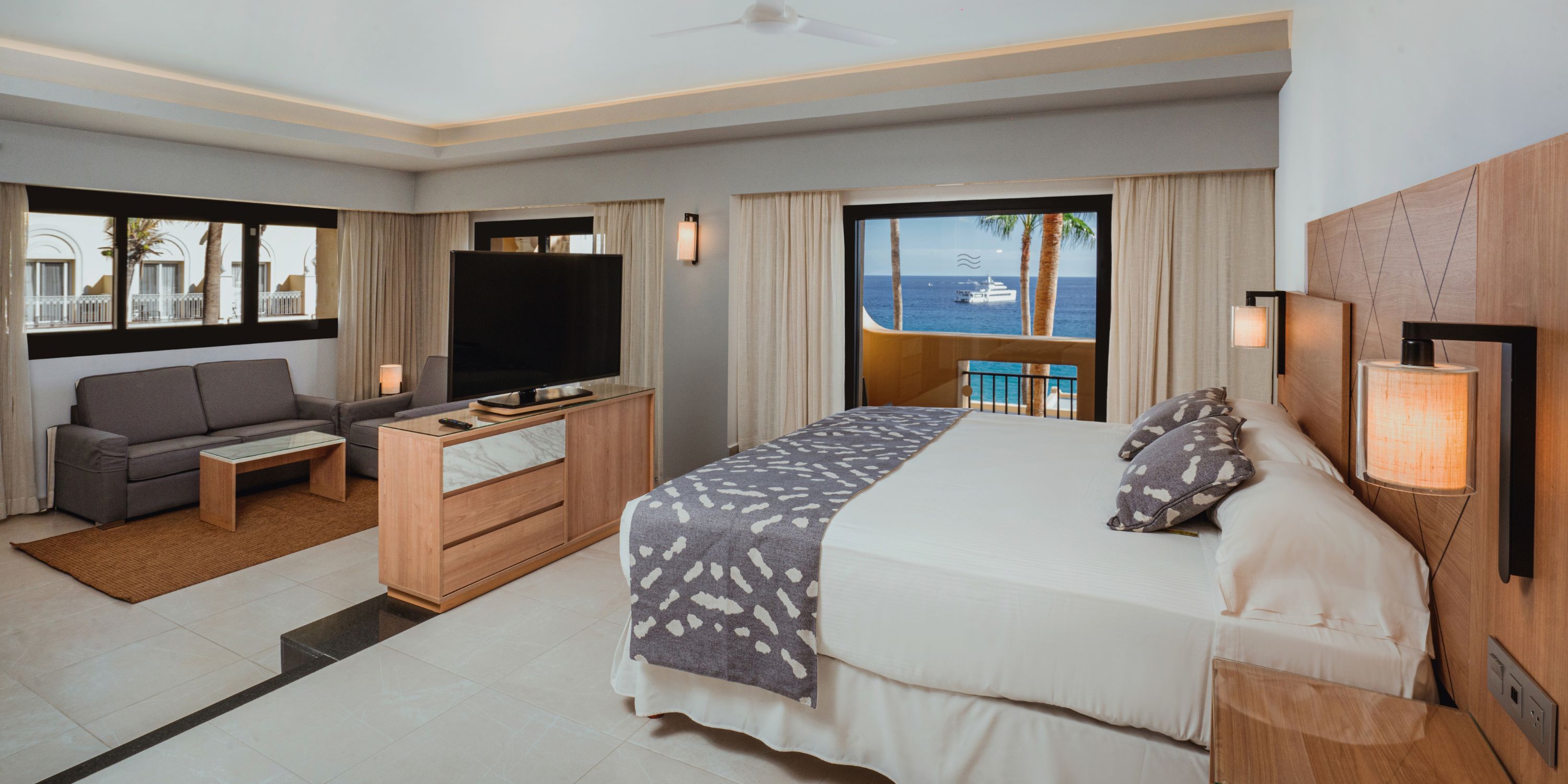 Riu Santa Fe Presidential Room